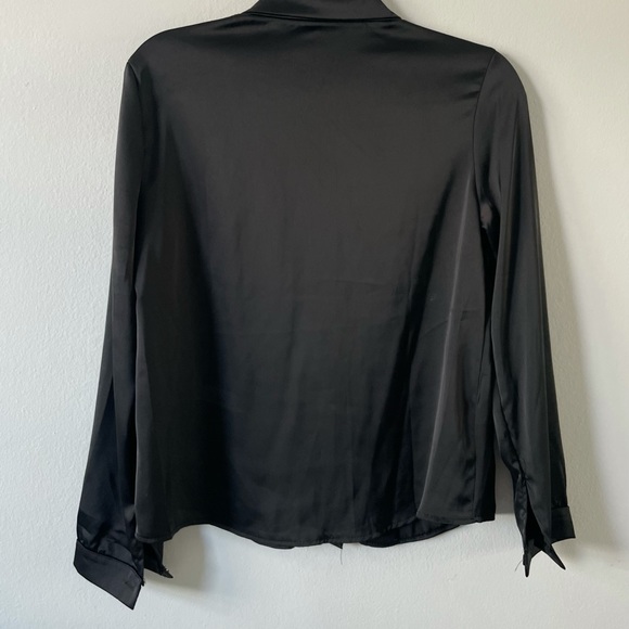 Baifenbai Black Silk long sleeve button down shirt with stone tassels - Picture 6 of 6